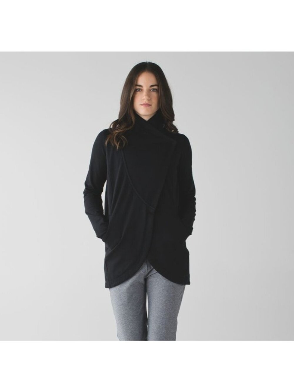Lululemon That's A Wrap Jacket Size 4 Long Sleeve Black Athleisure Workout Gym